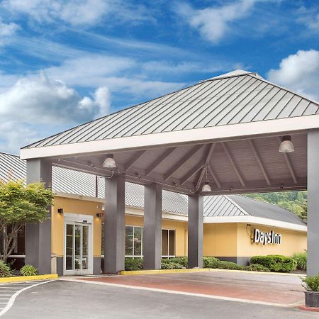 Days Inn By Wyndham Asheville/Mall Exterior foto